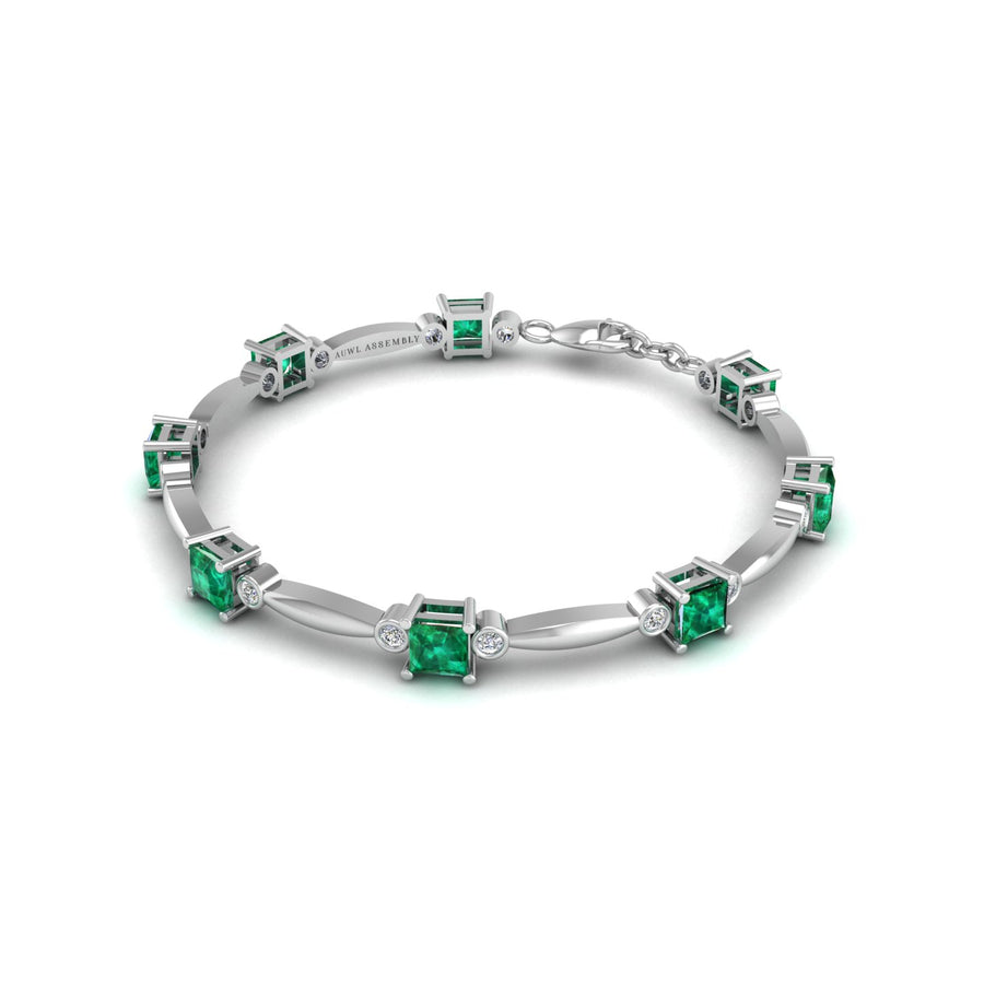 18k white gold Zodiac birthstone bracelet with emerald gemstone, designed for women, perfect astrology jewelry from Celestial Vibe collection