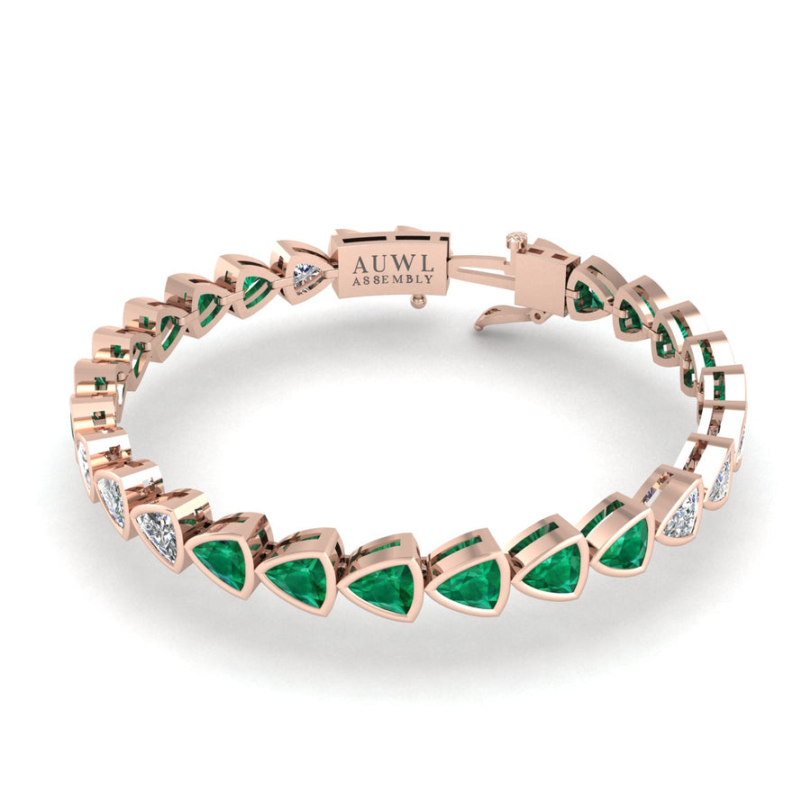 18k rose gold Zodiac birthstone bracelet with emerald gemstone, designed for women, perfect astrology jewelry from Celestial Vibe collection