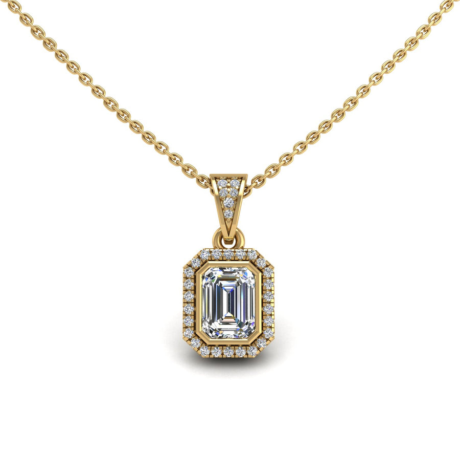 Gold diamond emerald heavenly halo pendant center view