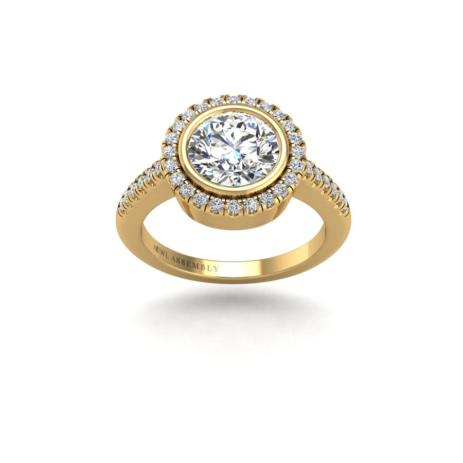 Gold diamond round halo ring front view