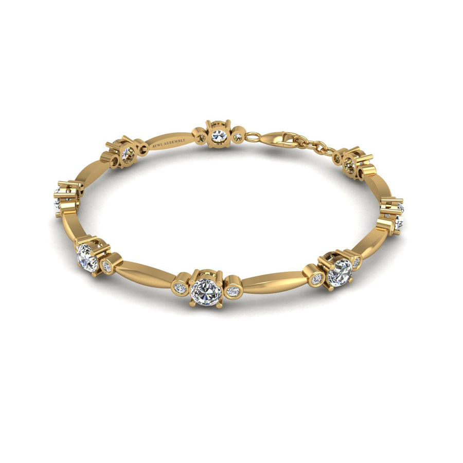 Gold diamond round stardust designer bracelet
