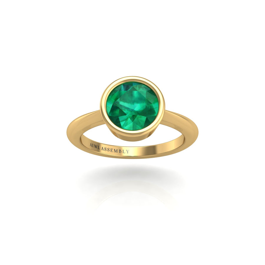 Gold emerald round solitaire ring front view