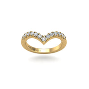 heart's triumph chevron round lab diamond wedding band